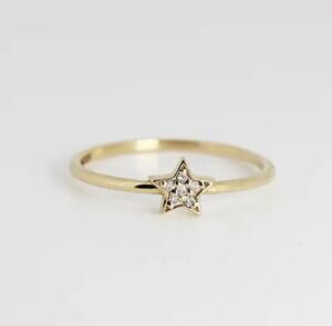 Dainty Chic Sparkly Star Promise Ring Size 6